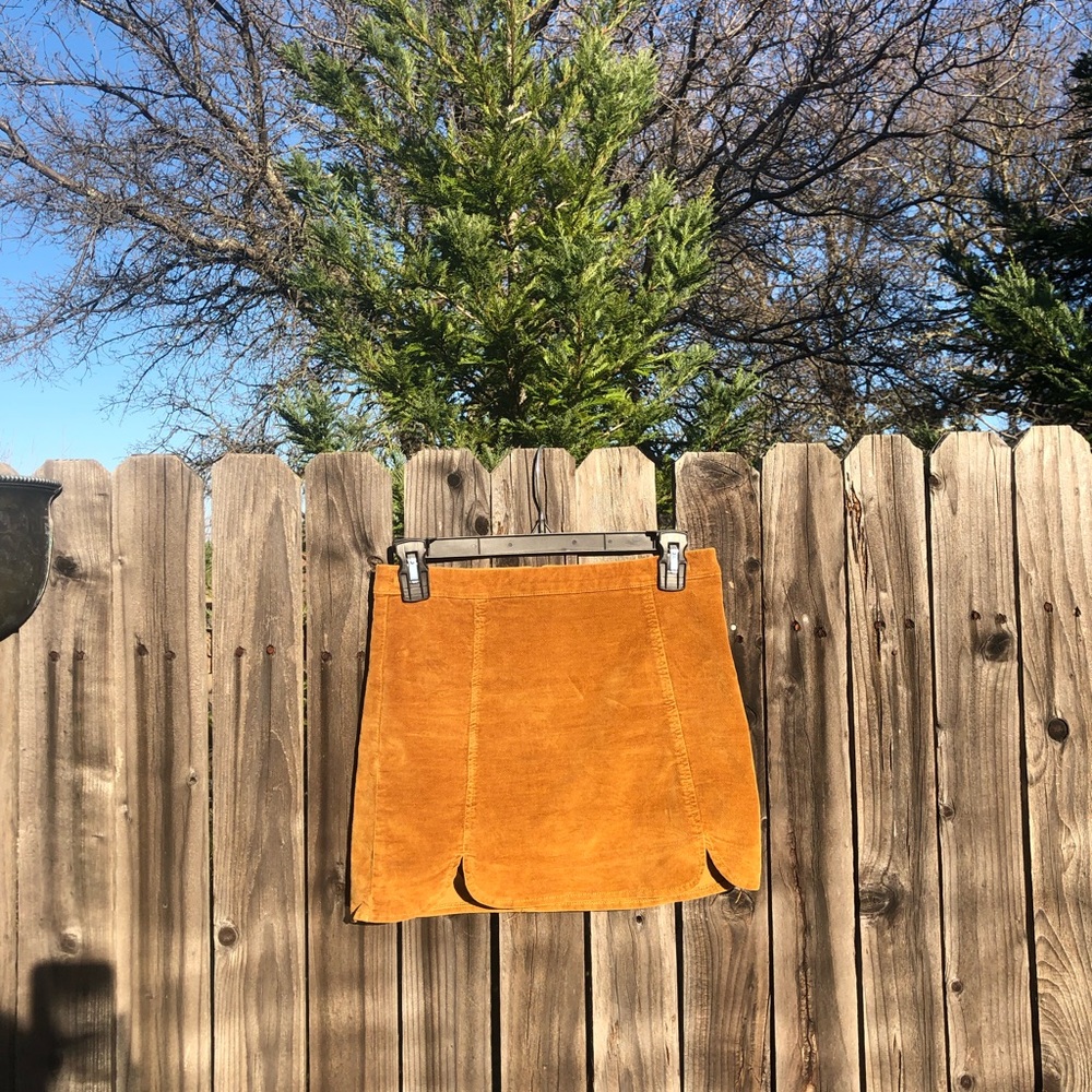 Brandy Melville skirt